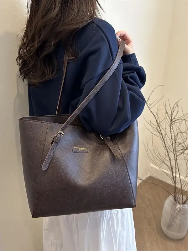 Women's Large Capacity Shoulder Bag Brown Leather Autumn Winter 2025 - Image 4