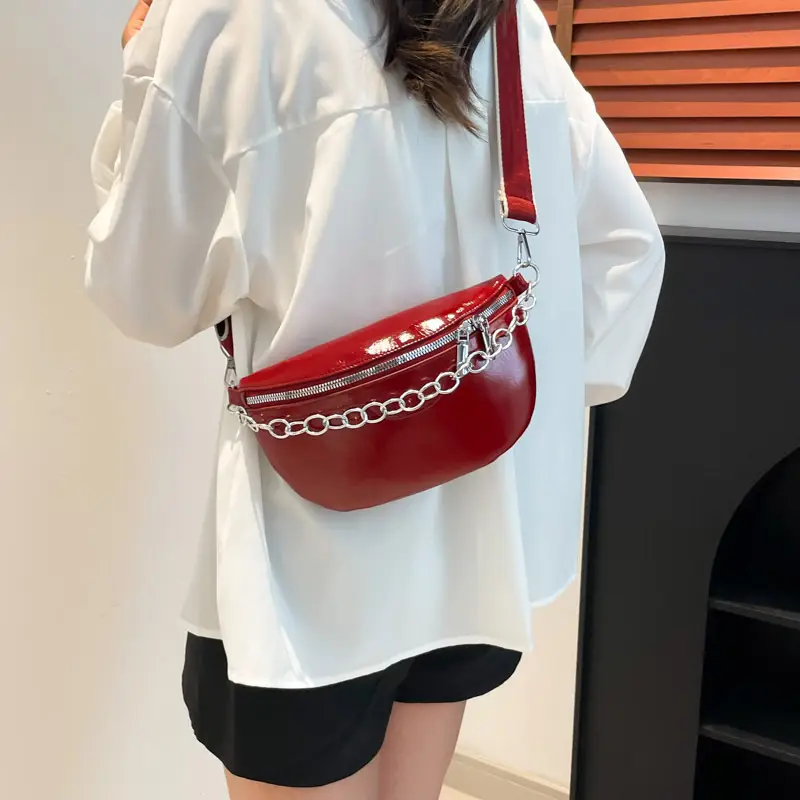 Black Chain Crossbody Bag for Women 2025 - Image 9