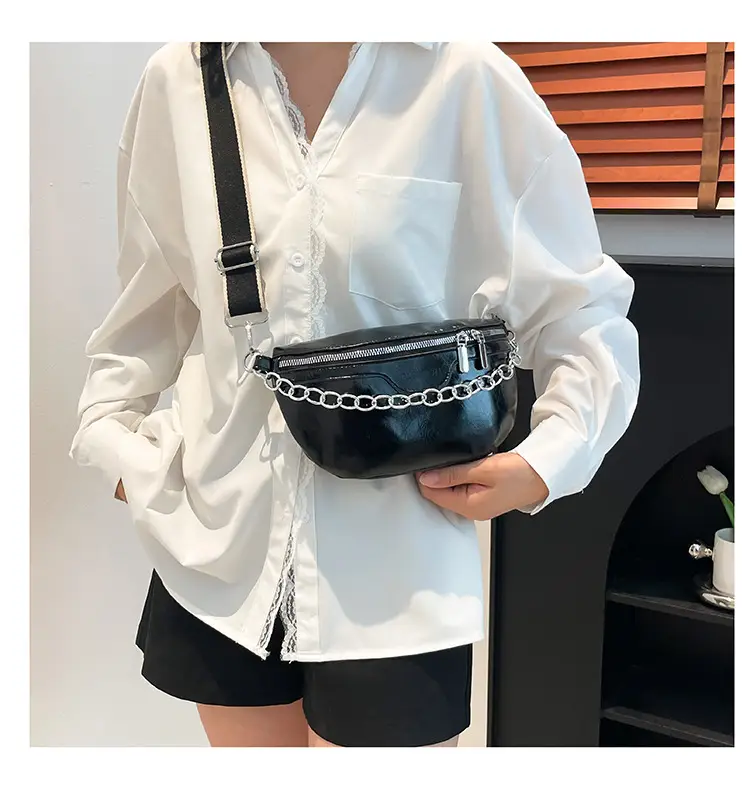 Black Chain Crossbody Bag for Women 2025 — feature 17