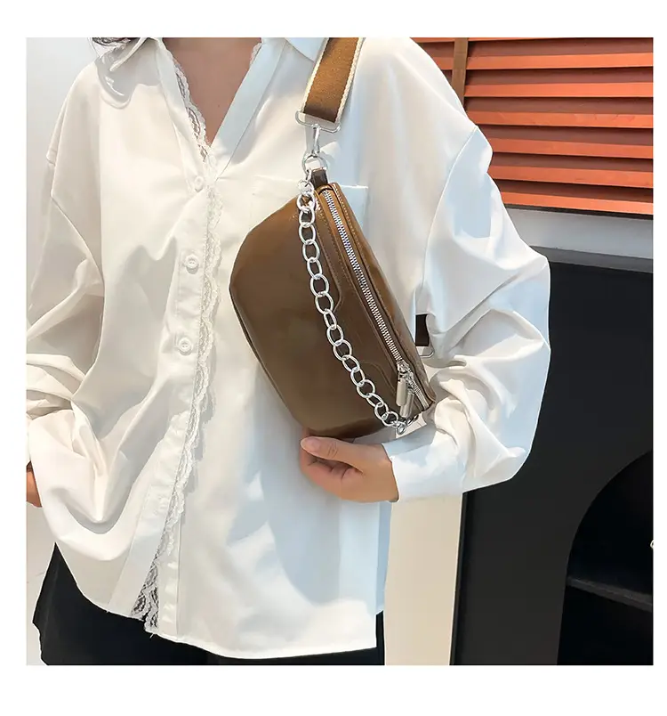 Black Chain Crossbody Bag for Women 2025 — feature 22