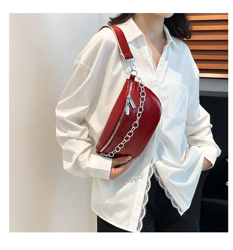 Black Chain Crossbody Bag for Women 2025 — feature 27