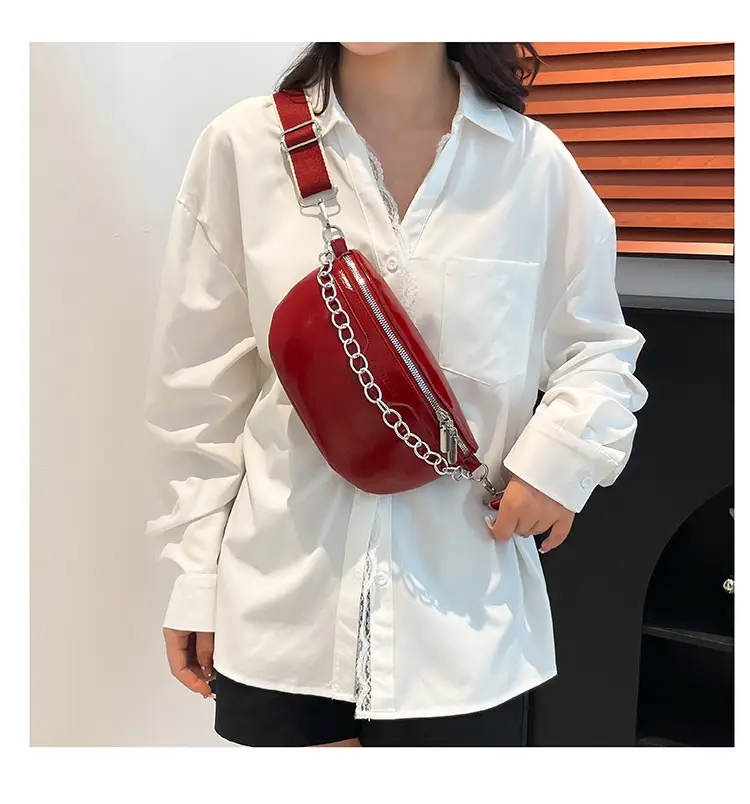 Black Chain Crossbody Bag for Women 2025 — feature 28