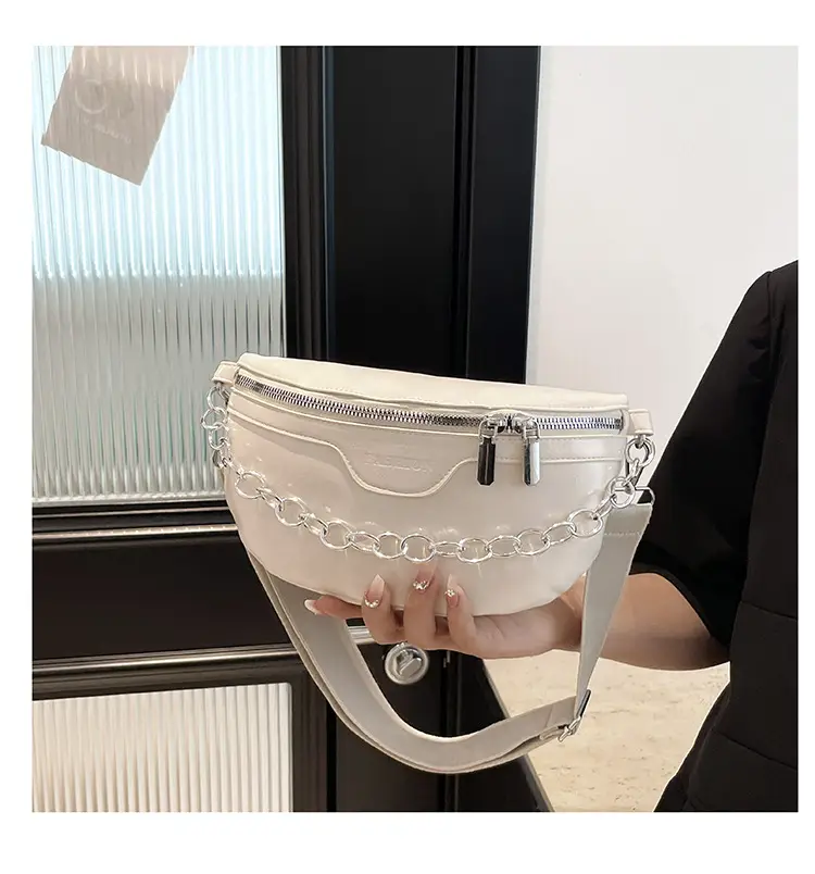 Black Chain Crossbody Bag for Women 2025 — feature 31