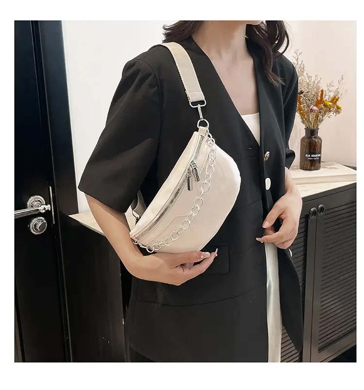 Black Chain Crossbody Bag for Women 2025 — feature 32