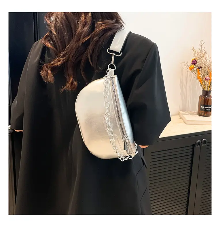 Black Chain Crossbody Bag for Women 2025 — feature 37