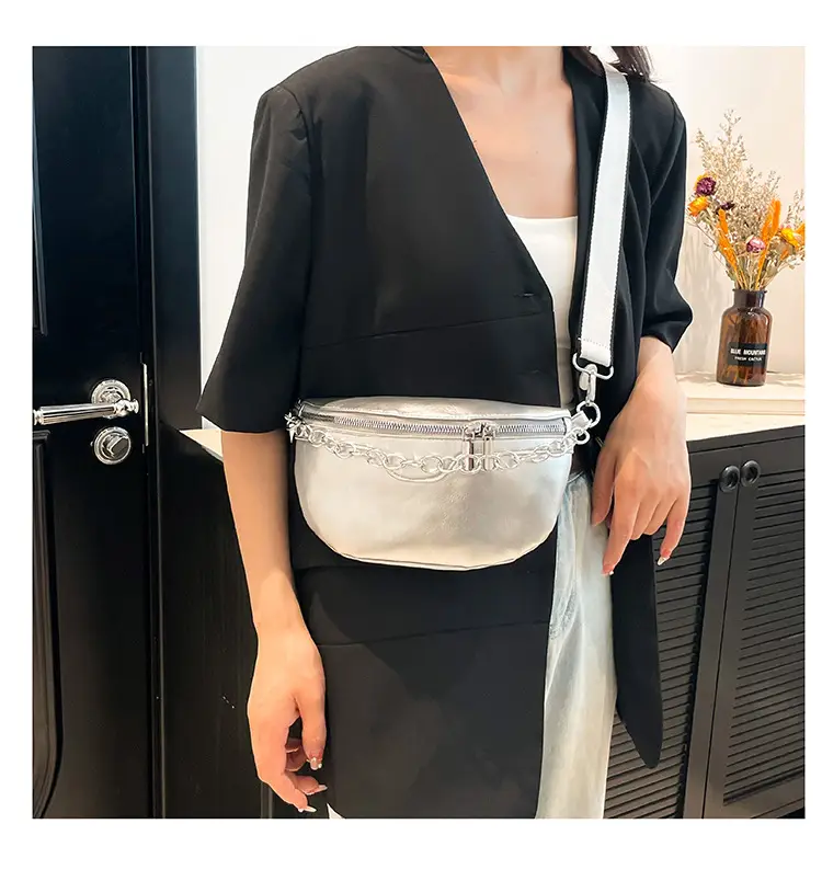 Black Chain Crossbody Bag for Women 2025 — feature 38
