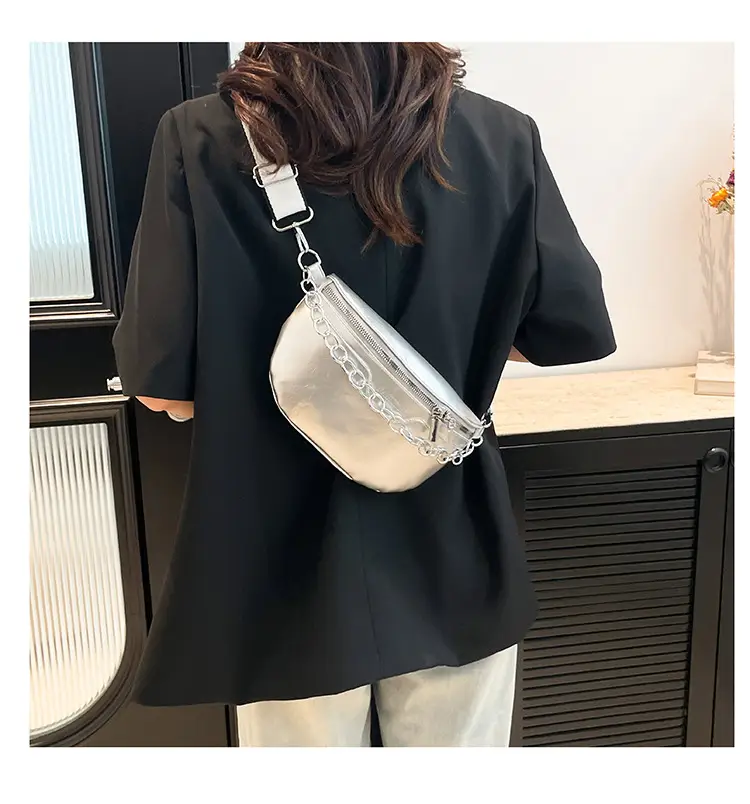 Black Chain Crossbody Bag for Women 2025 — feature 41