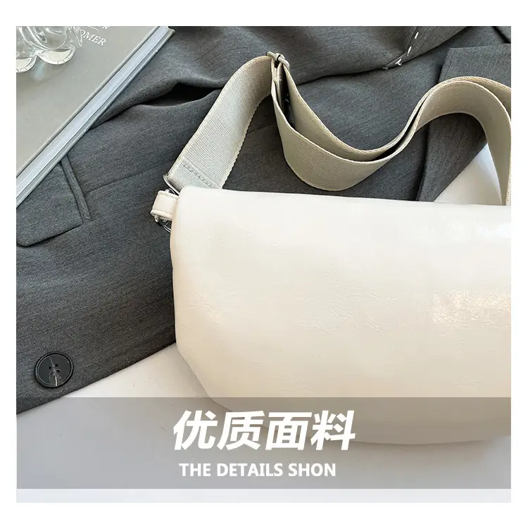 Black Chain Crossbody Bag for Women 2025 — feature 5