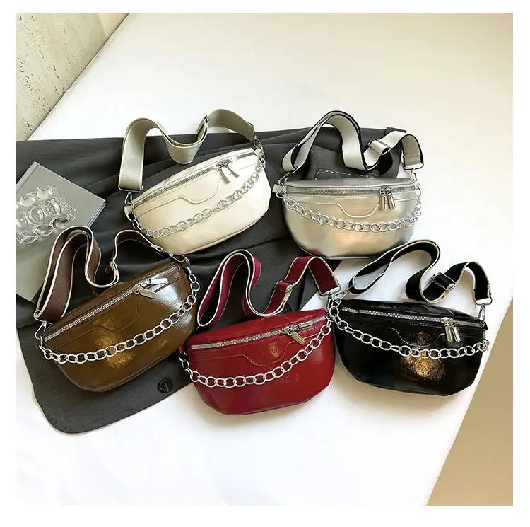 Black Chain Crossbody Bag for Women 2025 — feature 8