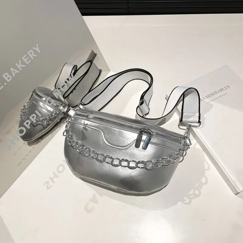 Black Chain Crossbody Bag for Women 2025 - Image 4