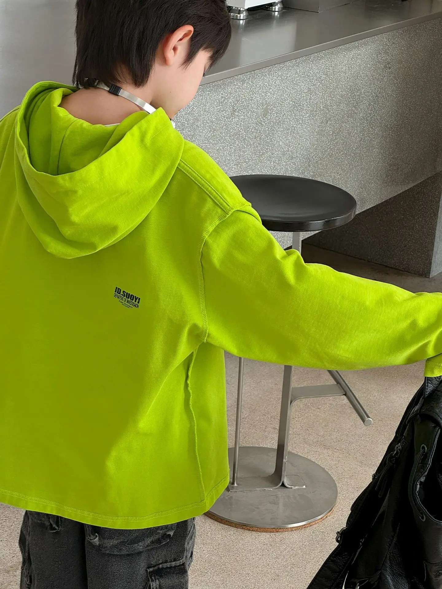 Rabbit Boys Hooded T-Shirt Green Letter Print Loose Fit — feature 11