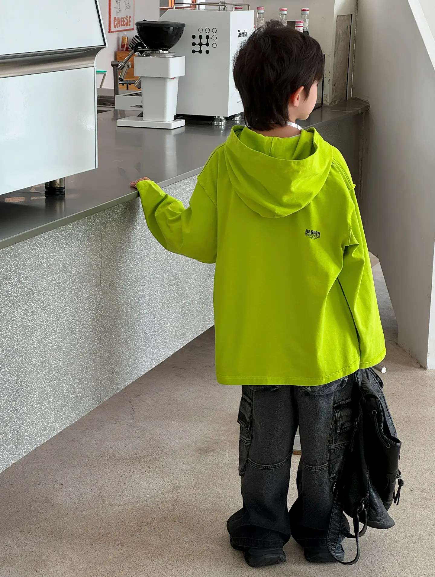 Rabbit Boys Hooded T-Shirt Green Letter Print Loose Fit — feature 9