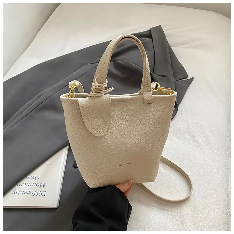 Women Pebbled Shoulder Bag Brown 2025 Retro Trendy — feature 28
