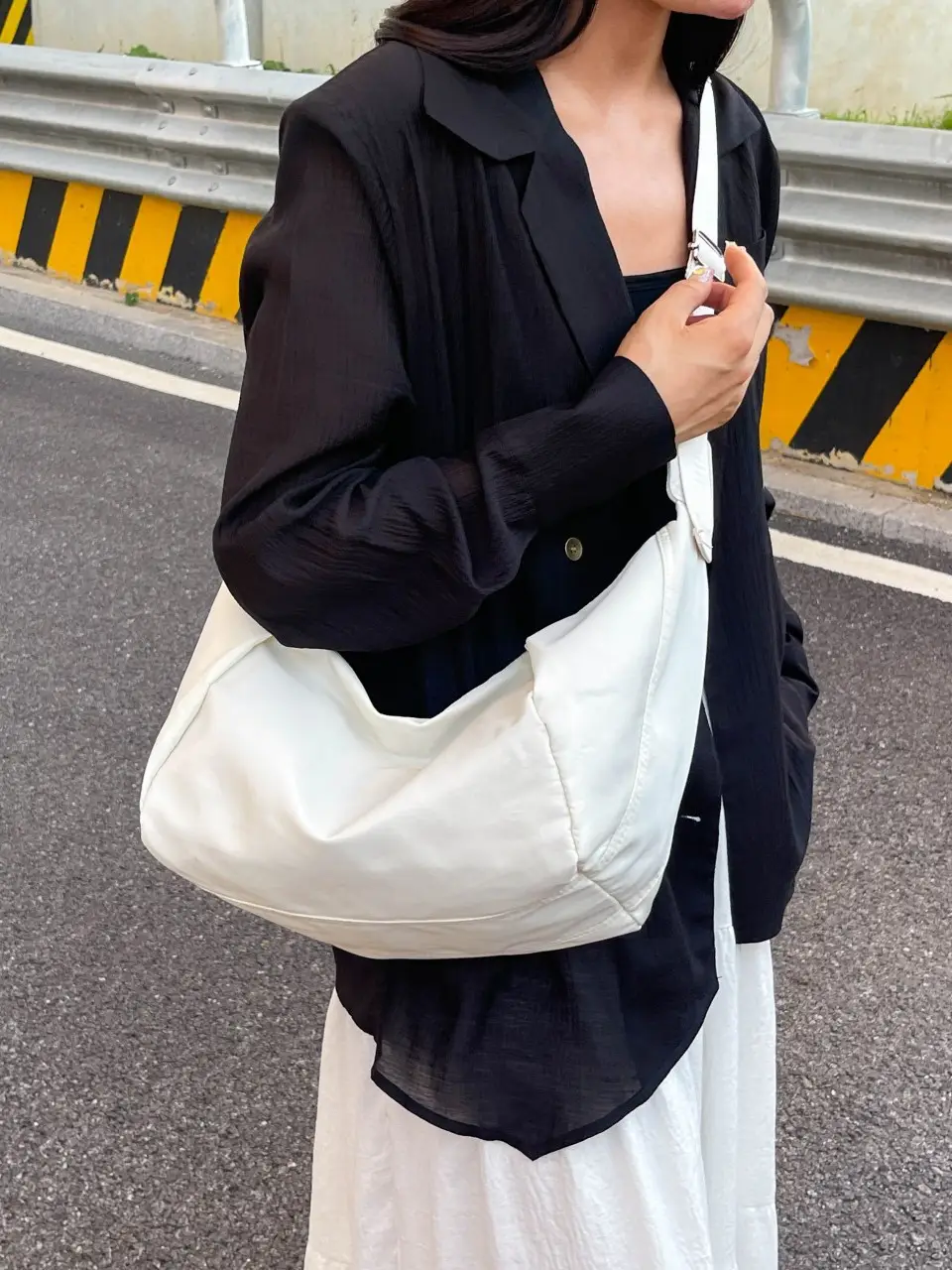 2025 New Summer Crossbody Bag Women's Nylon White Large Capacity - Image 4