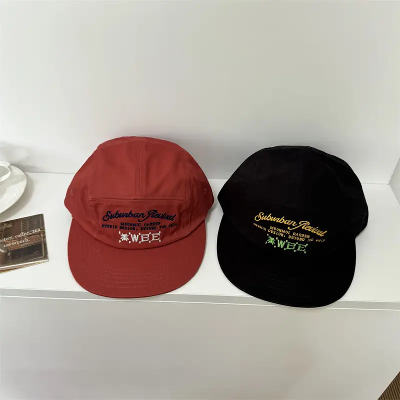 Women's Korean Contrast Plaid Peaked Cap - Image 6