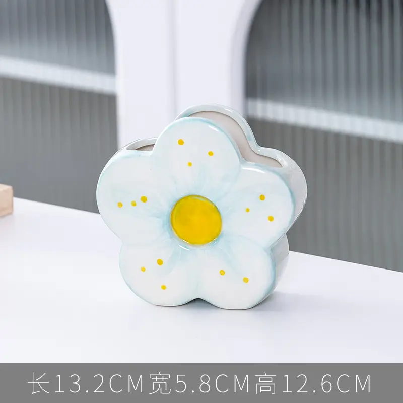 Tulip Makeup Brush Holder for Office & Bedroom Decor - Image 12