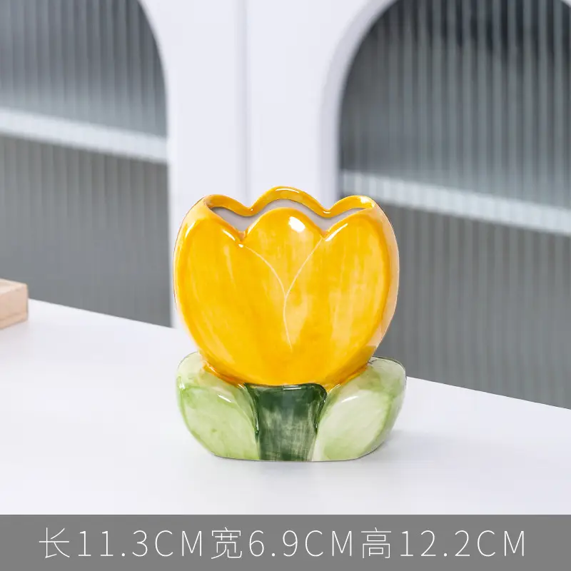 Tulip Makeup Brush Holder for Office & Bedroom Decor - Image 3