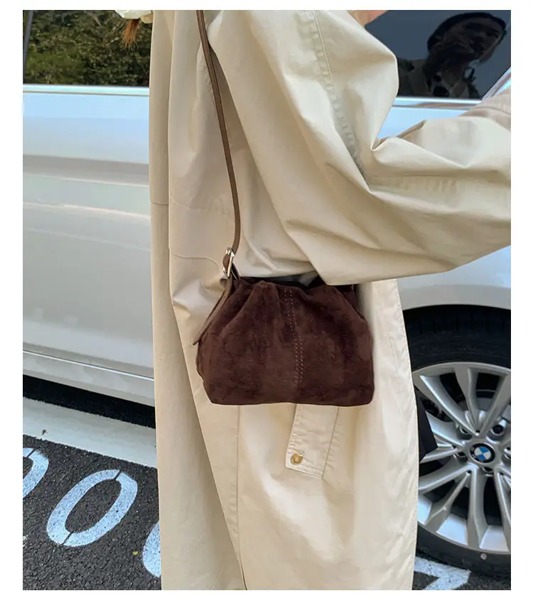 Suede Pleated Crossbody Bag Lucky Color Cloud Bag — feature 22