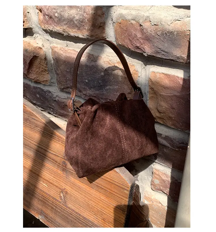 Suede Pleated Crossbody Bag Lucky Color Cloud Bag — feature 36