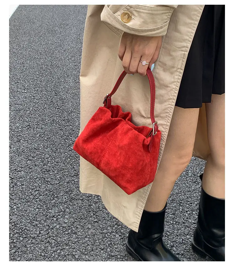 Suede Pleated Crossbody Bag Lucky Color Cloud Bag — feature 9