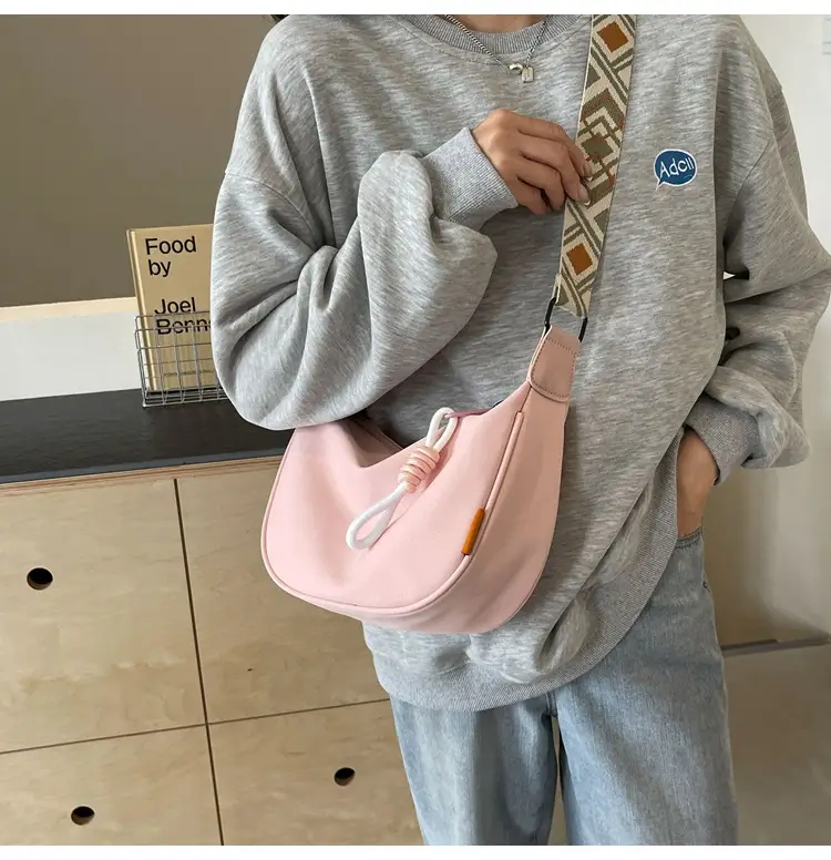 Women Crossbody Bag Canvas Summer Niche Commuter 2026 — feature 12