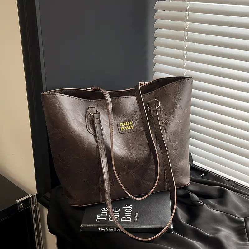 2025 Summer Women's Leather Tote Bag Black Brown