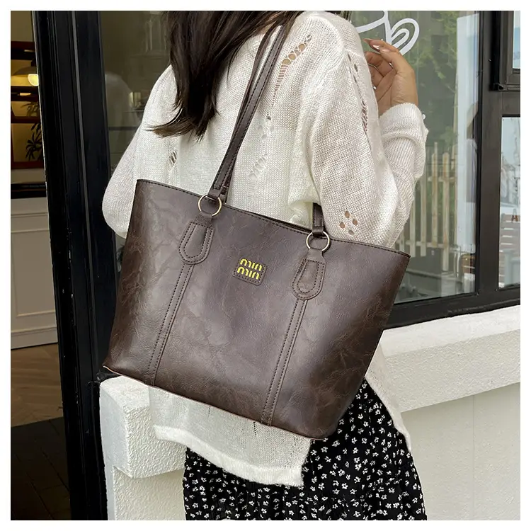 2025 Summer Women's Leather Tote Bag Black Brown — feature 10