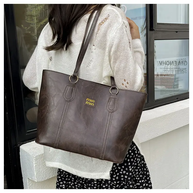 2025 Summer Women's Leather Tote Bag Black Brown — feature 11