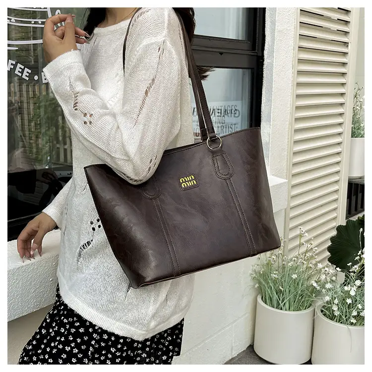 2025 Summer Women's Leather Tote Bag Black Brown — feature 12