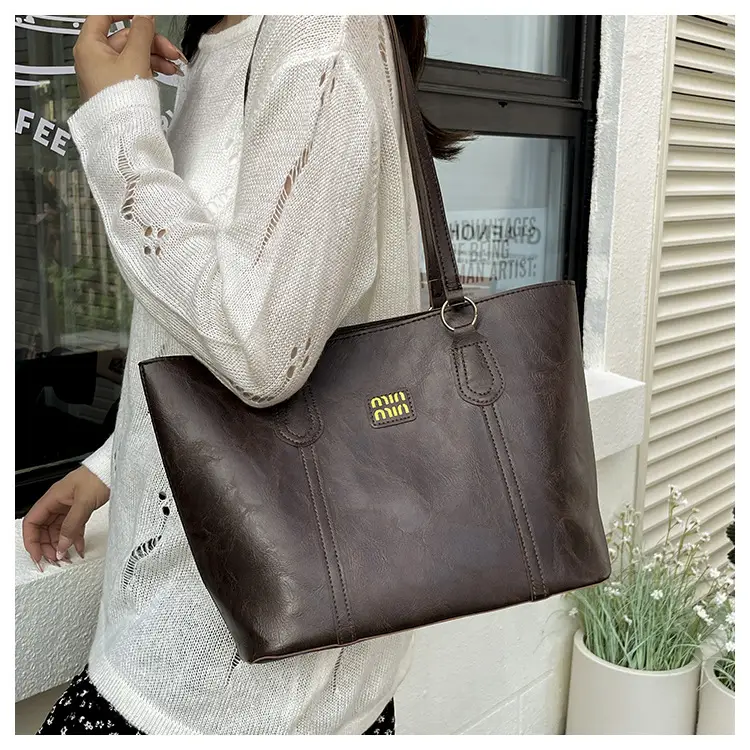 2025 Summer Women's Leather Tote Bag Black Brown — feature 13