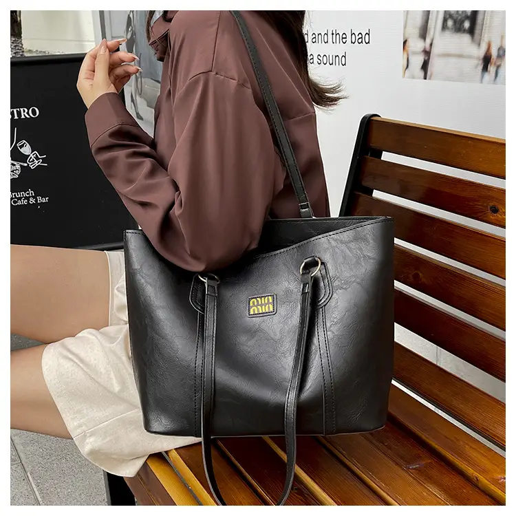 2025 Summer Women's Leather Tote Bag Black Brown — feature 19