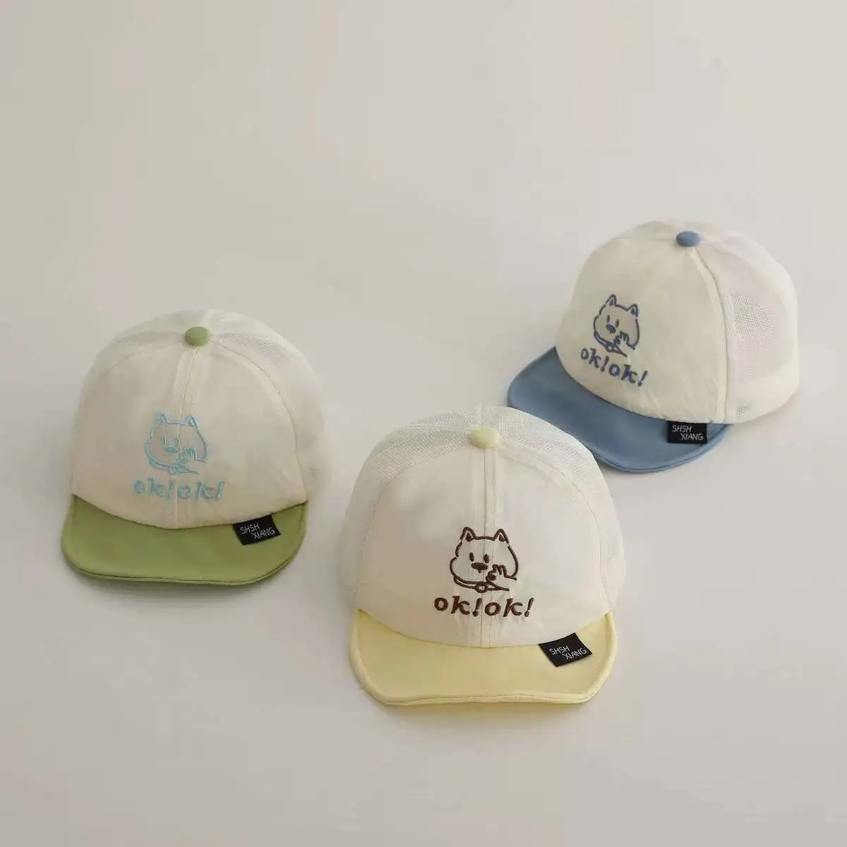 German Children's Mesh Cap with Cat Design - Image 4