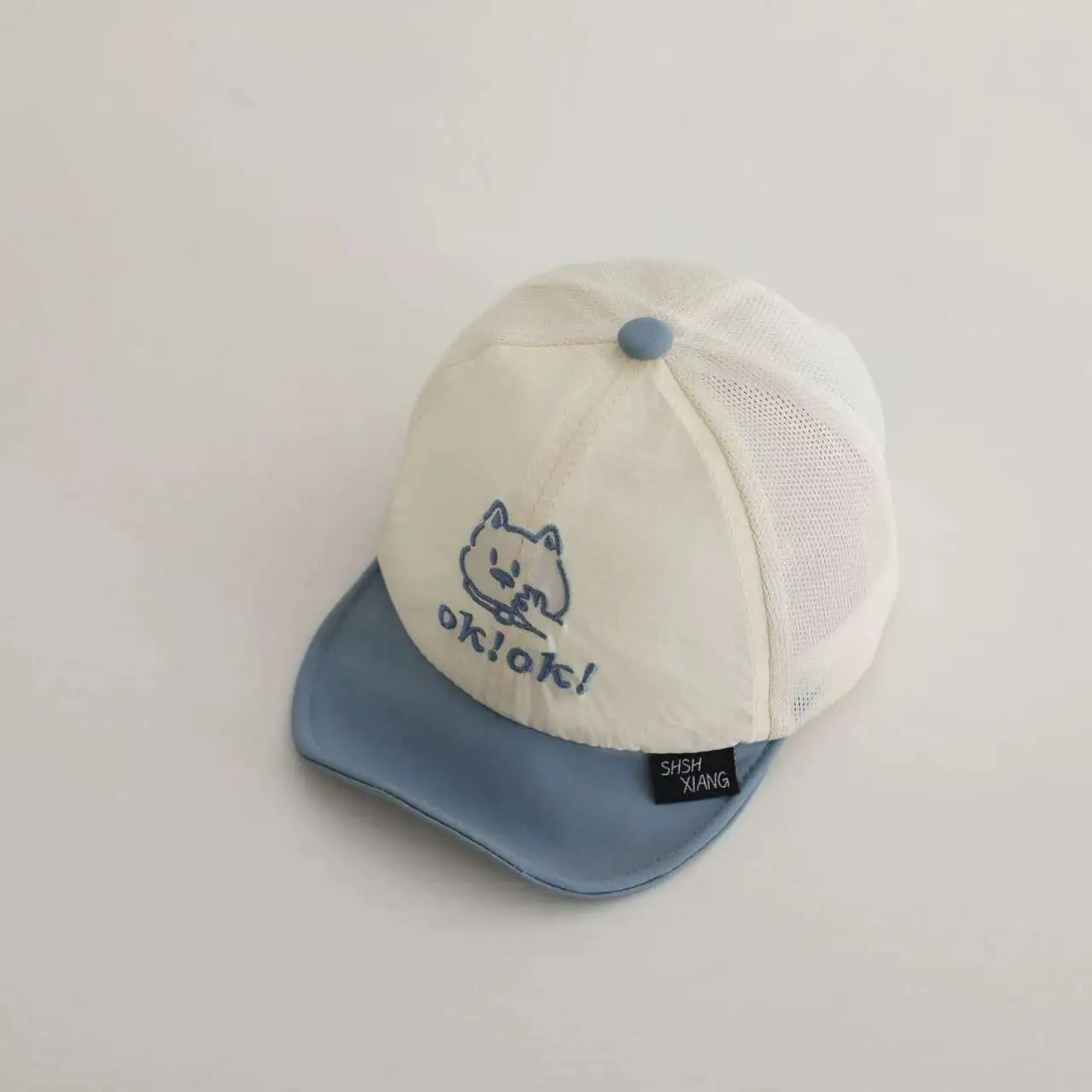 German Children's Mesh Cap with Cat Design — feature 5