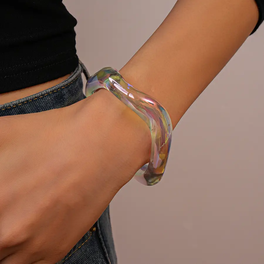 European and American Exaggerated Colorful Acrylic Geometric Irregular Bracelets Cross-Border Simple Personality Unique High-End Hand Jewelry for Women — feature 31