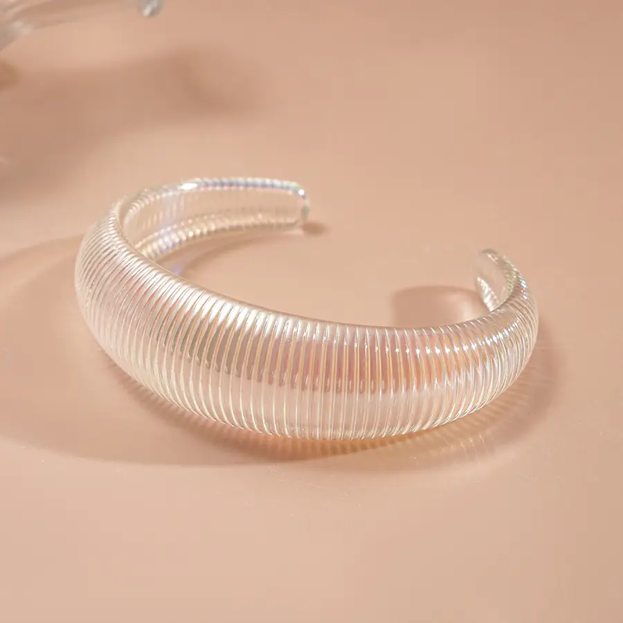 European and American Exaggerated Colorful Acrylic Geometric Irregular Bracelets Cross-Border Simple Personality Unique High-End Hand Jewelry for Women