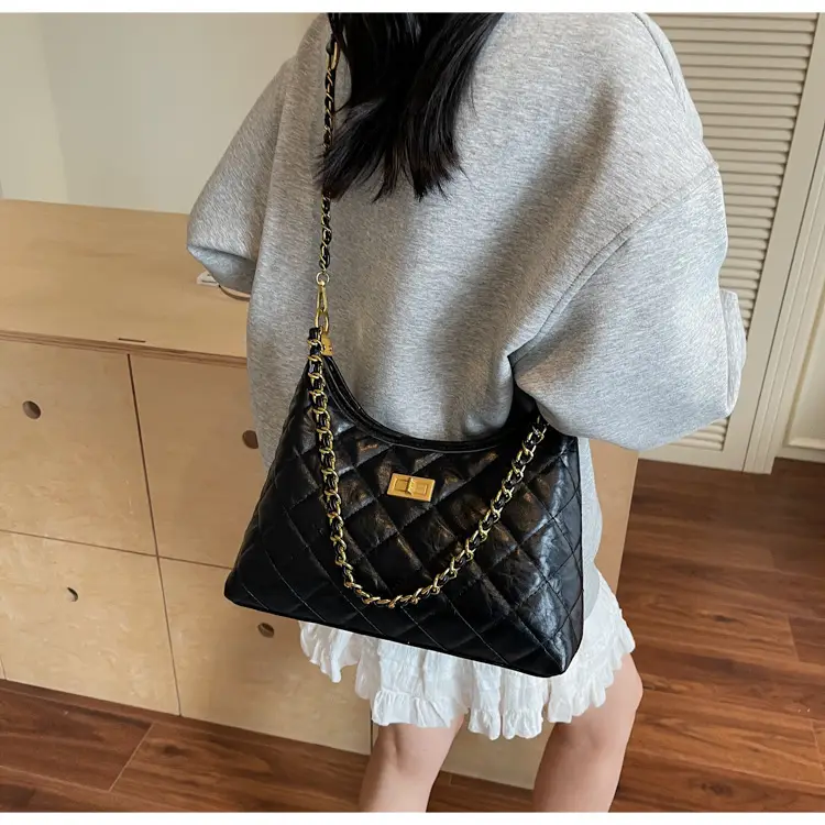 Silver Quilted Chain Tote Bag for Women 2026 — feature 29