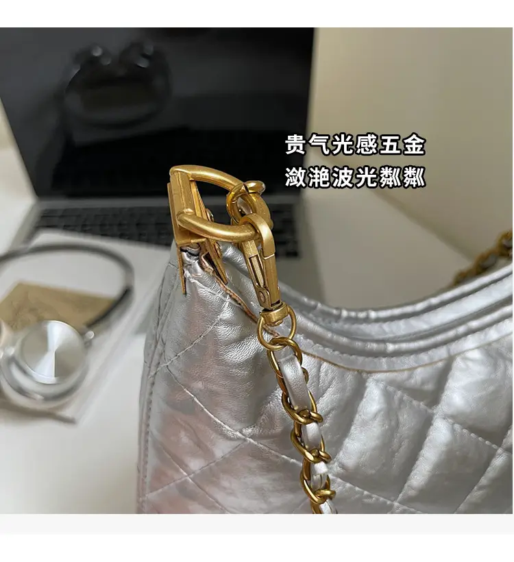 Silver Quilted Chain Tote Bag for Women 2026 — feature 4