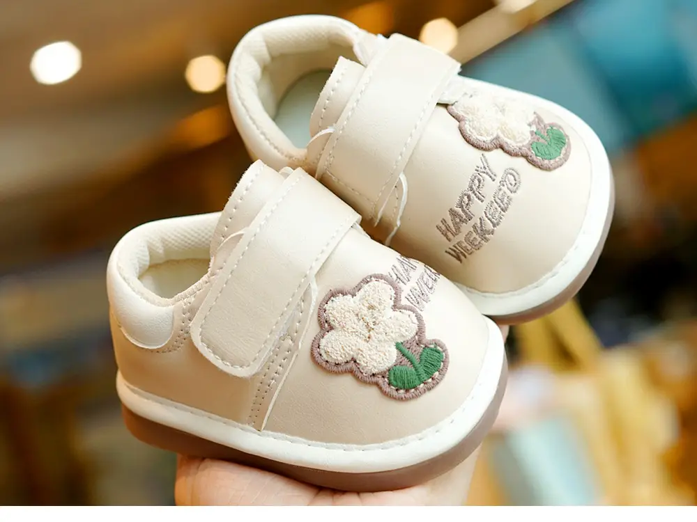 Pink Embroidered Baby Shoes for 1-2 Years Old — feature 4