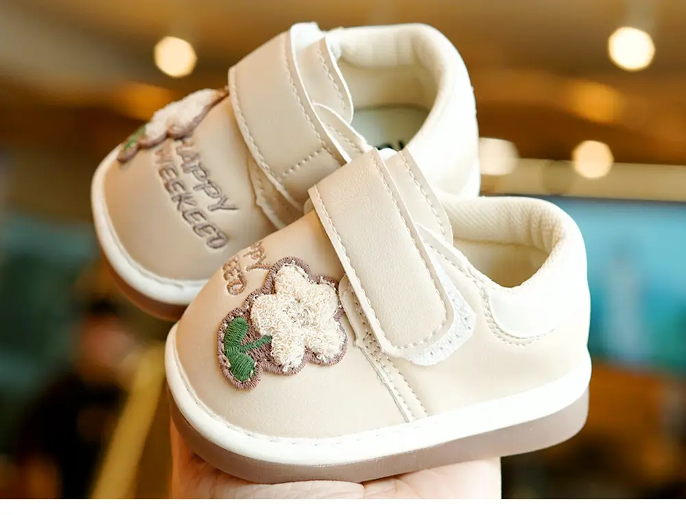 Pink Embroidered Baby Shoes for 1-2 Years Old — feature 5