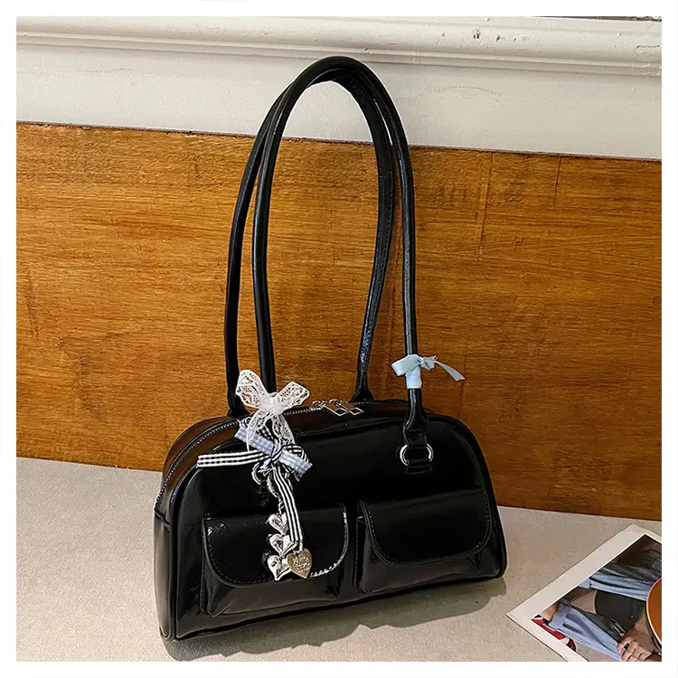 Black Crossbody Bag with Bow for Women 2025 — feature 17