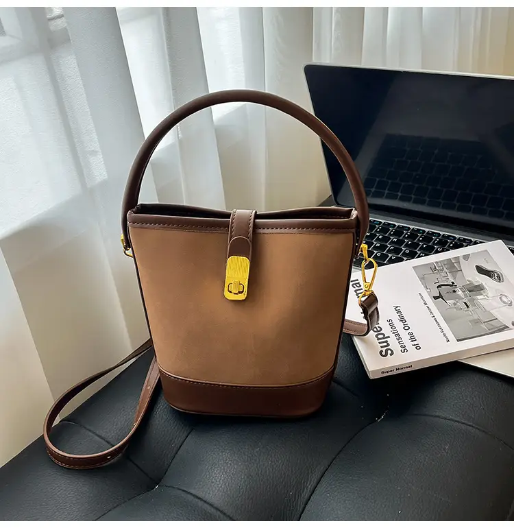 Women's Crossbody Bag Beige Leather Bucket Design 2025 — feature 11