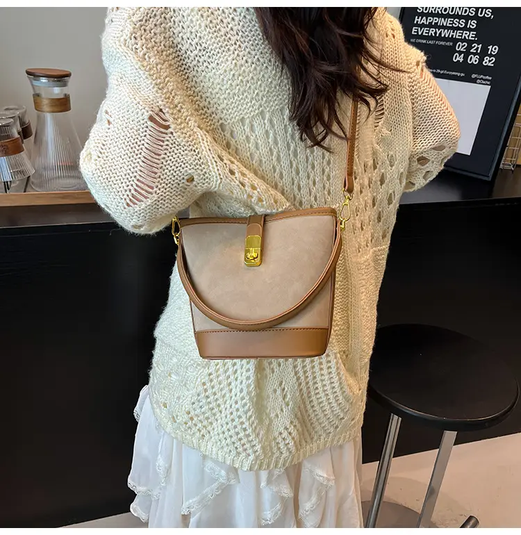 Women's Crossbody Bag Beige Leather Bucket Design 2025 — feature 17