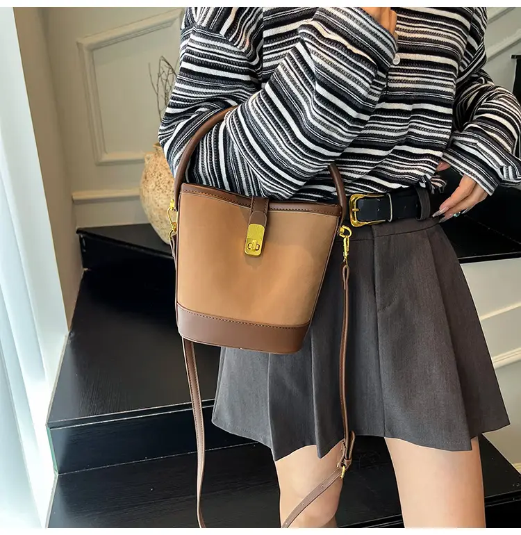 Women's Crossbody Bag Beige Leather Bucket Design 2025 — feature 21