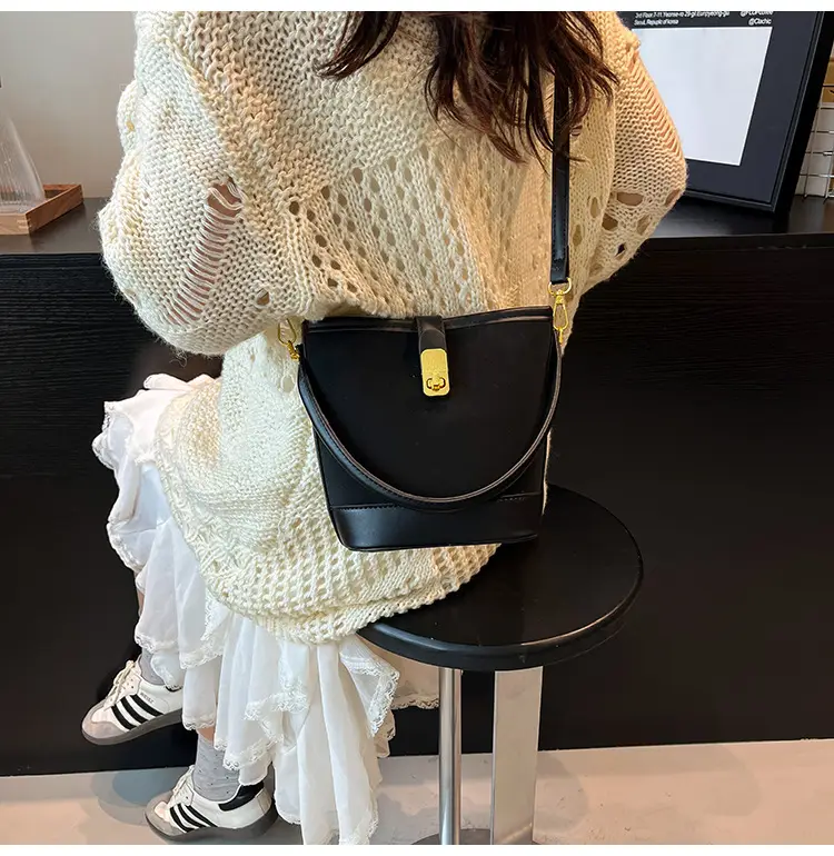 Women's Crossbody Bag Beige Leather Bucket Design 2025 — feature 25
