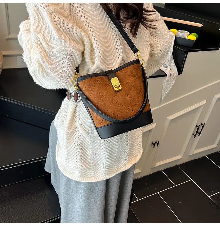 Retro Brown Quilted Shoulder Crossbody Bag for Women — feature 13