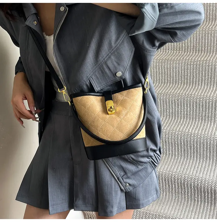 Retro Brown Quilted Shoulder Crossbody Bag for Women — feature 18