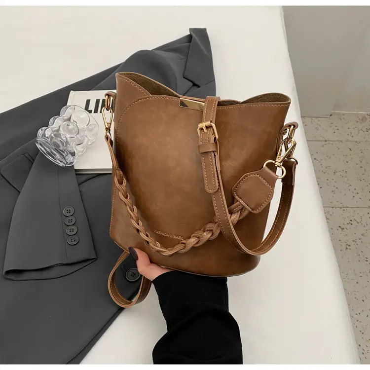 Brown Crossbody Bag for Women 2025 Casual Fashion — feature 32