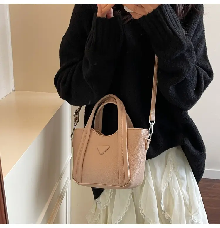 Women's Tan Textured Shoulder Bag 2026 New Trendy — feature 13