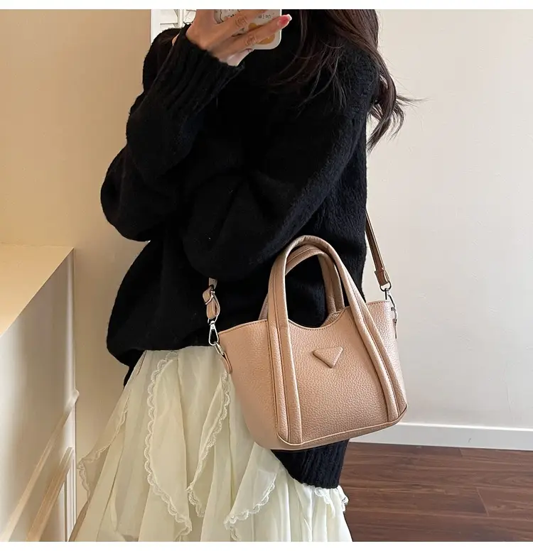 Women's Tan Textured Shoulder Bag 2026 New Trendy — feature 14