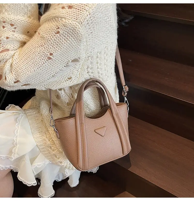 Women's Tan Textured Shoulder Bag 2026 New Trendy — feature 28